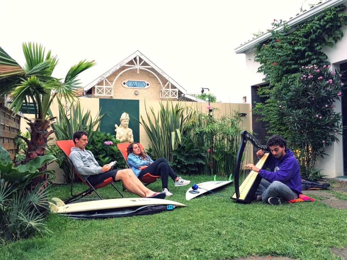 Villa Zenith Hostel-La Surf House ラカノー エクステリア 写真